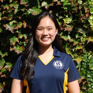 peer mentor phuong vy in their eop polo